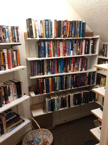 $1,975 | 511 Aurora Avenue, Unit 116, Naperville, IL 60540