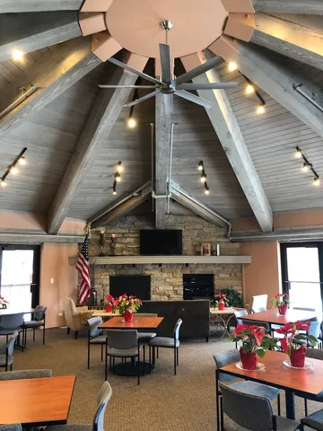 $1,975 | 511 Aurora Avenue, Unit 116, Naperville, IL 60540