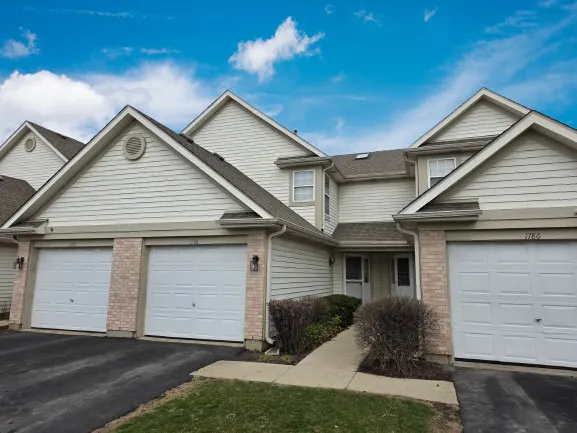 $2,500 | 1788 Grove Avenue, Schaumburg, IL 60193