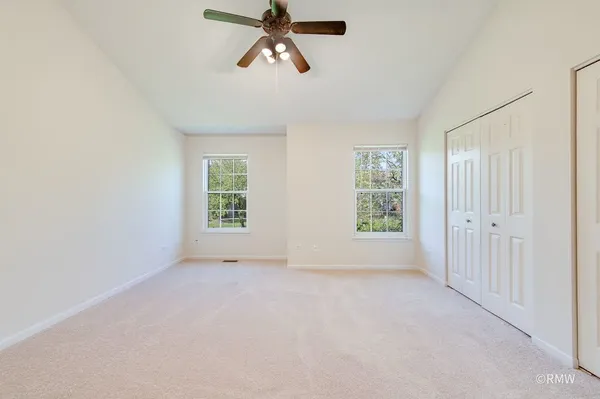 $2,500 | 1788 Grove Avenue, Schaumburg, IL 60193