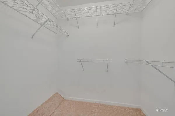 $2,500 | 1788 Grove Avenue, Schaumburg, IL 60193