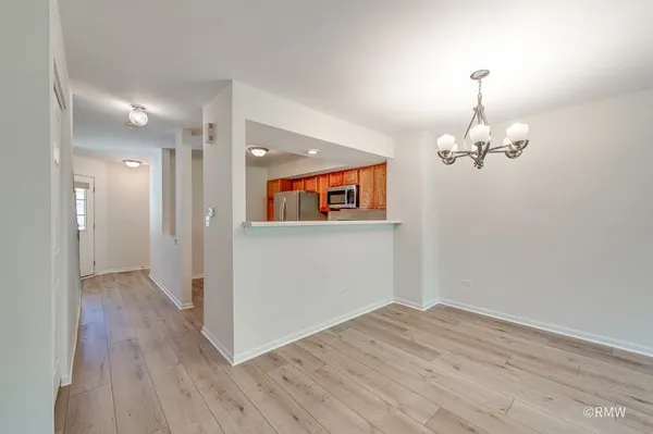 $2,500 | 1788 Grove Avenue, Schaumburg, IL 60193