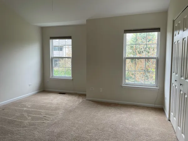 $2,500 | 1788 Grove Avenue, Schaumburg, IL 60193