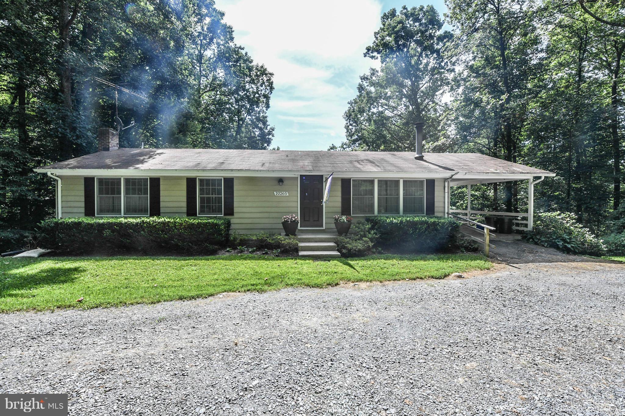 22205 Peach Tree Road Boyds, MD 20841 - Photo 2 of 18 Exterior (Front)