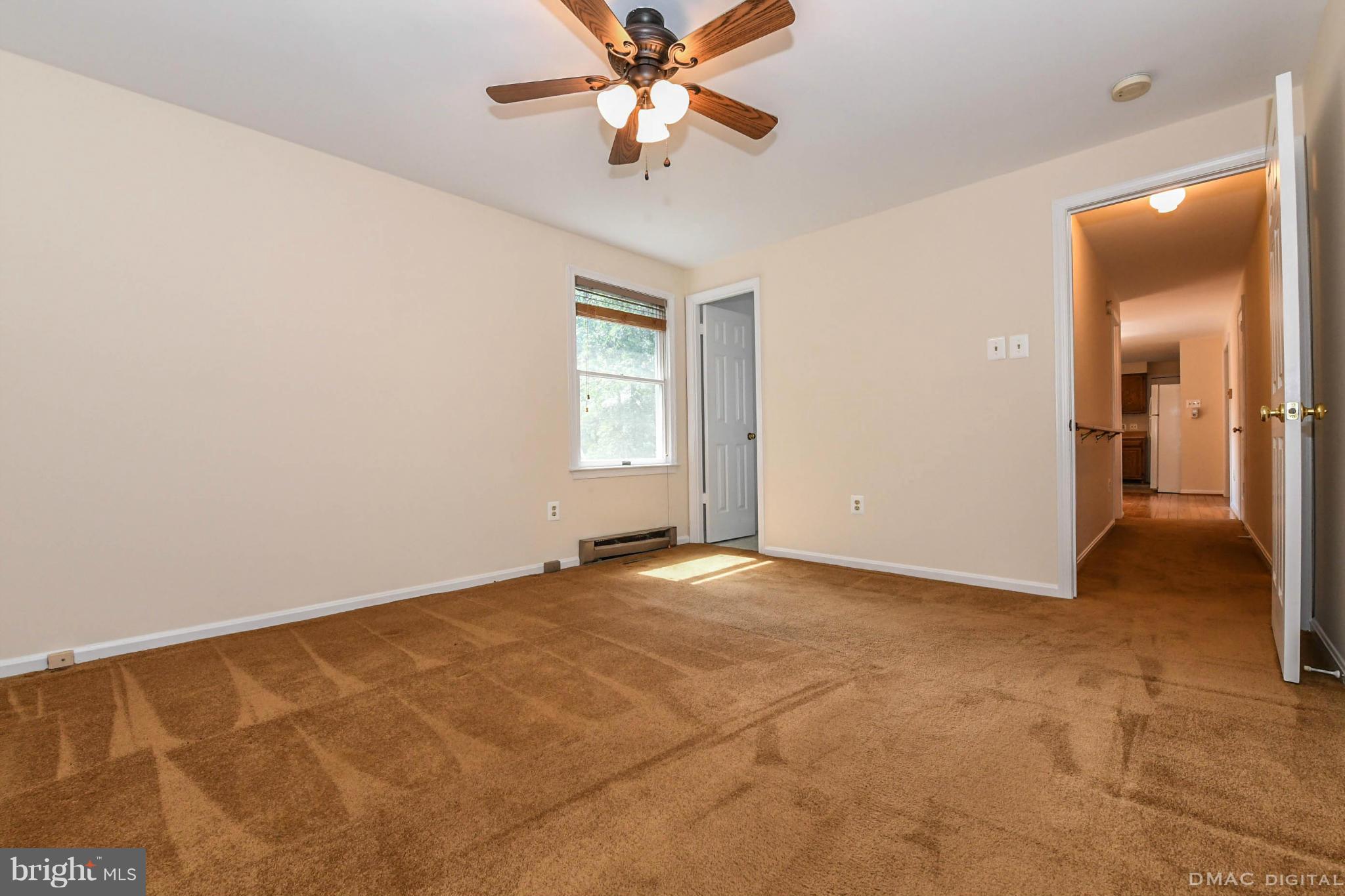 22205 Peach Tree Road Boyds, MD 20841 - Photo 9 of 18 Bedroom (Master)