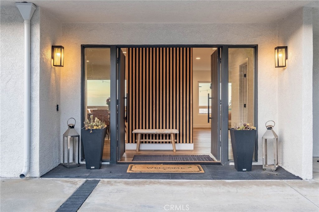 28829 Crestridge Road Rancho Palos Verdes, CA 90275 - Photo 3 of 20