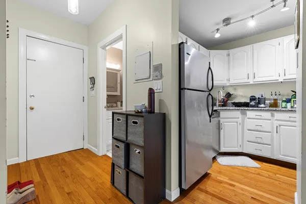 $3,100 | 30 East Concord Street, Unit 10, Boston, MA 02118