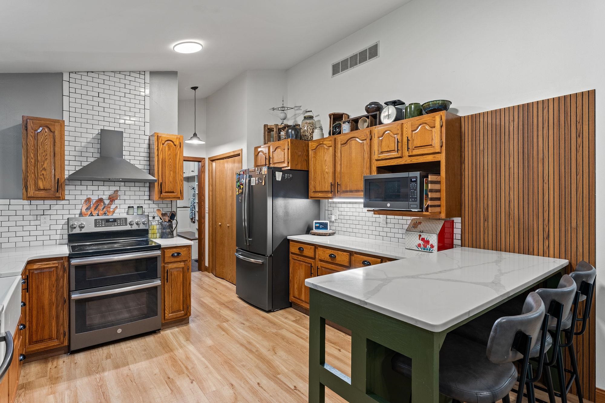 S2480 Meadowview Road Reedsburg, WI 53959 - Photo 23 of 69 Gallery Image 23