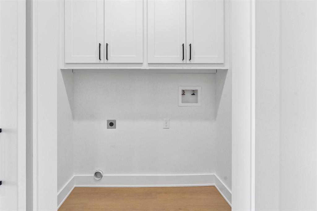 1782 Fm 2951, Unit 28 Graford, TX 76449 - Photo 28 of 30 a bathroom with a sink