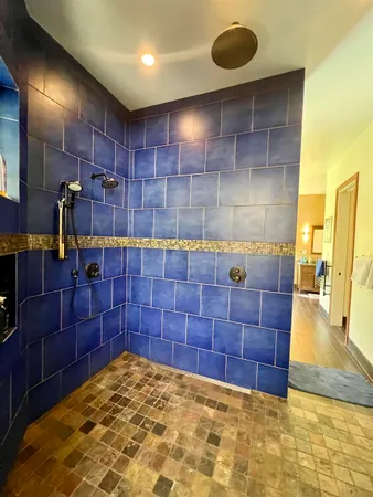 a view of a storage & utility room