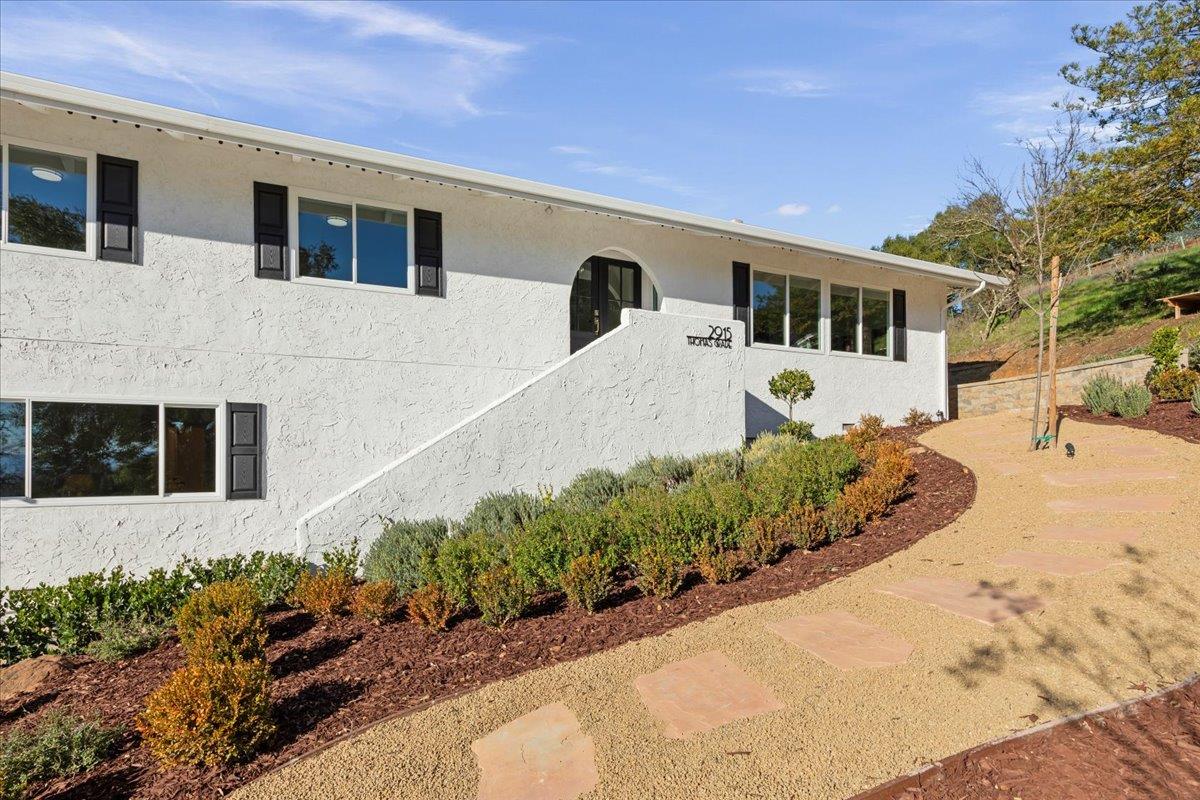2915 Thomas Grde Morgan Hill, CA 95037 - Photo 66 of 87 a front view of a house with a yard