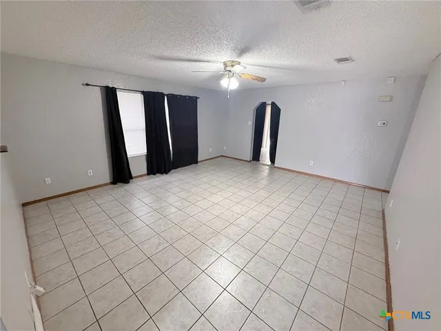 $1,295 | 2502 Transit Drive, Killeen, TX 76543