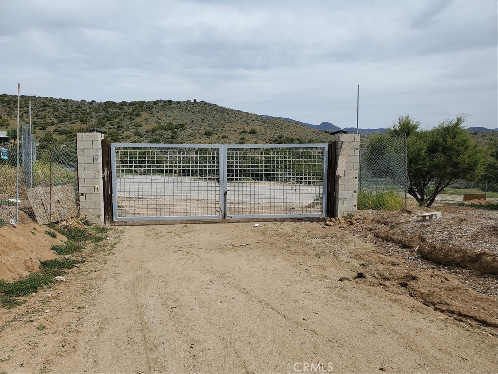 4570 Hubbard Road Acton, CA 93510 - Photo 2 of 11 a view of a fence