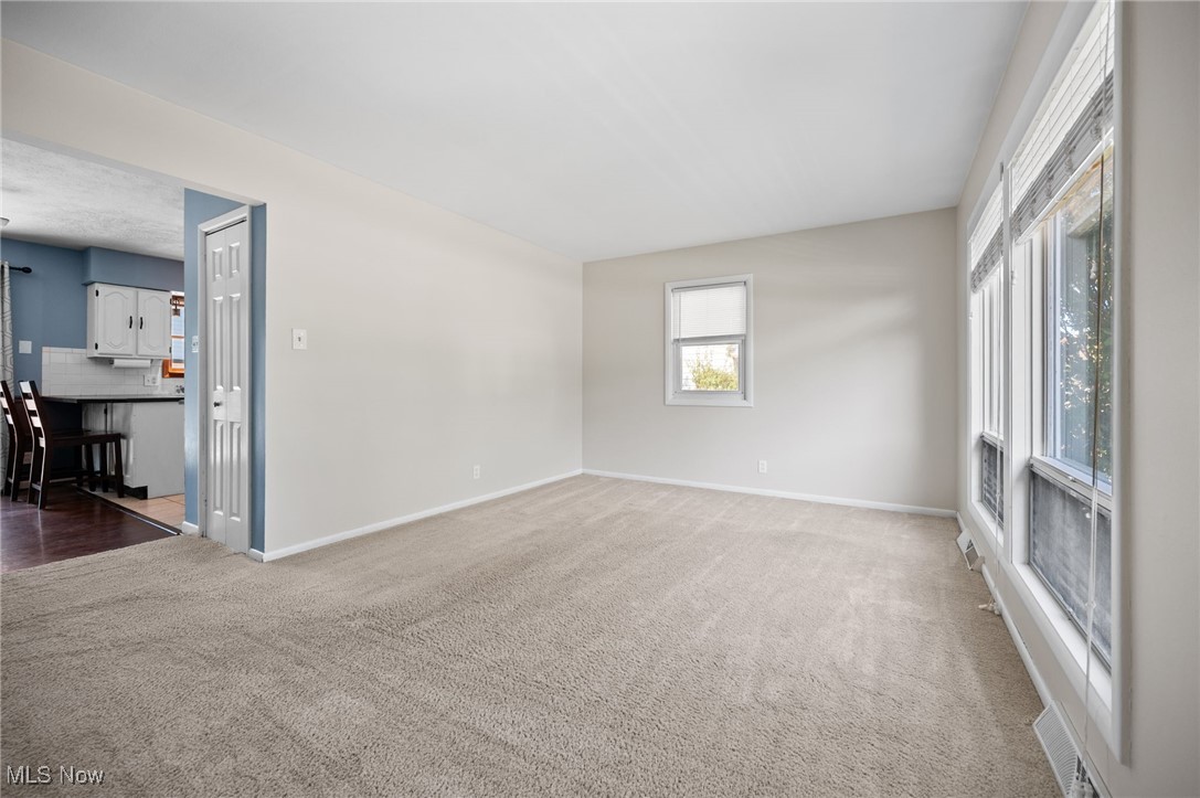 2410 Liberty Road Stow, OH 44224 - Photo 5 of 25 Gallery Image 5