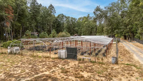 $549,000 | 850 Minx Court, Laytonville, CA 95454