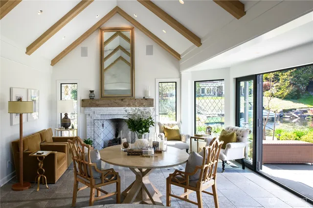 $17,995,000 | 8580 Hunts Point Lane, Hunts Point, WA 98004