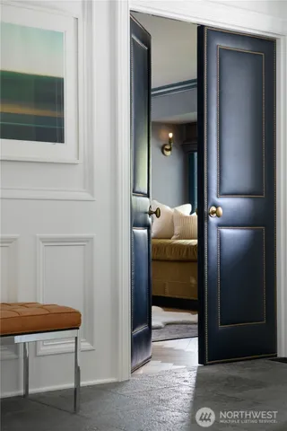 $17,995,000 | 8580 Hunts Point Lane, Hunts Point, WA 98004