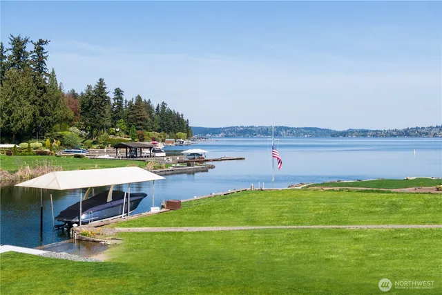 $17,995,000 | 8580 Hunts Point Lane, Hunts Point, WA 98004