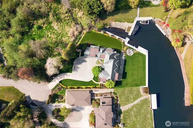 $17,995,000 | 8580 Hunts Point Lane, Hunts Point, WA 98004