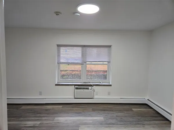 $2,100 | 119 Crooked Hill Road, Unit 202, Pearl River, NY 10965
