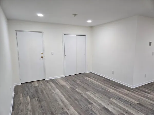 $2,100 | 119 Crooked Hill Road, Unit 202, Pearl River, NY 10965