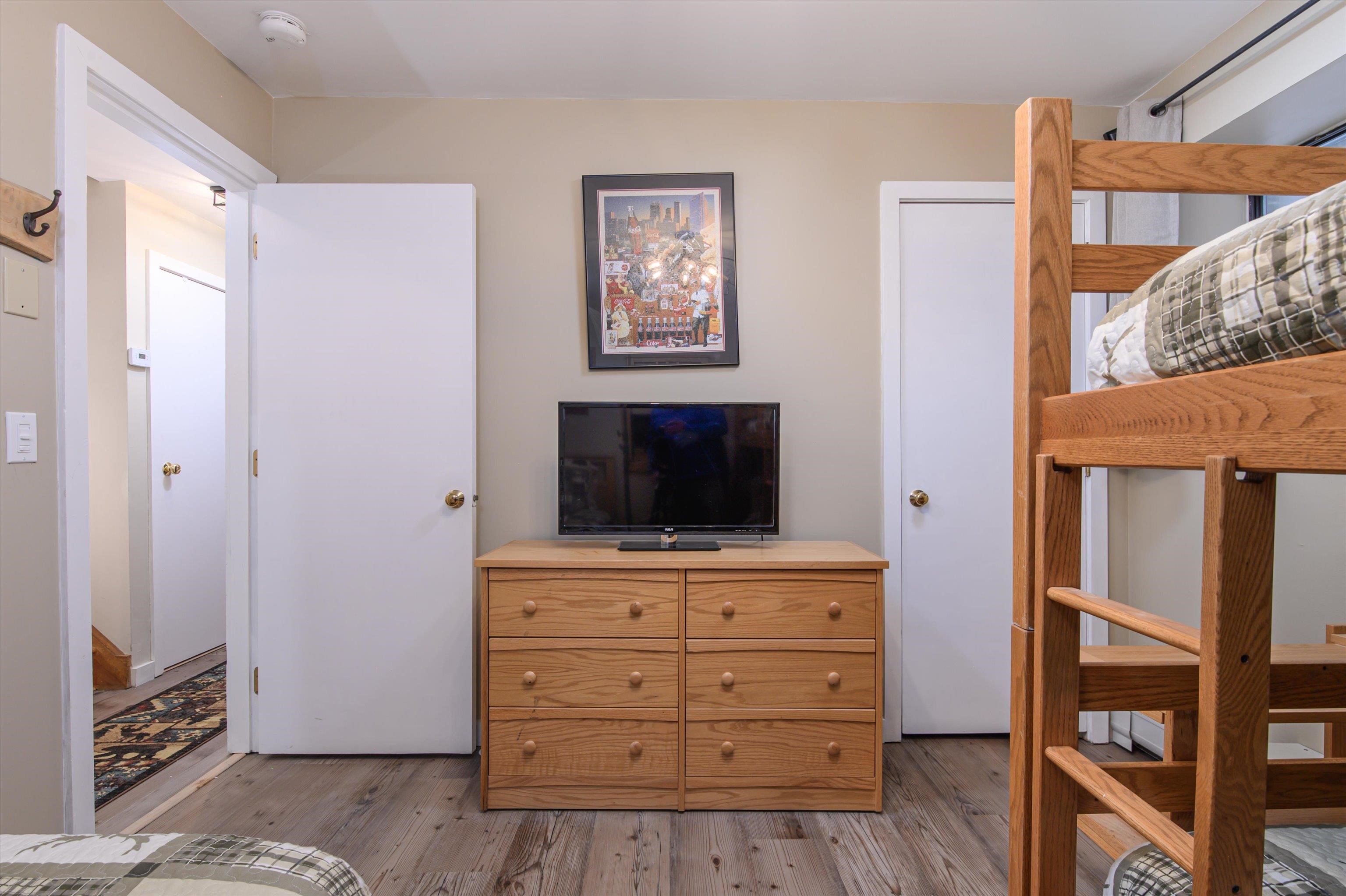 281 Okemo Trailside Extension, Unit 30C Ludlow, VT 05149 - Photo 29 of 45