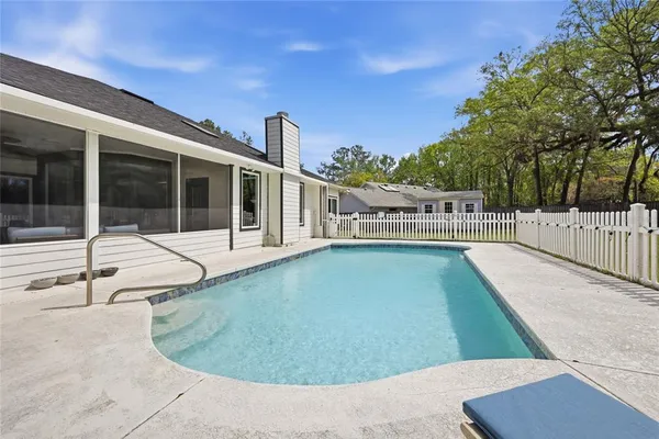 $595,000 | 10007 Northwest 24th Place, Gainesville, FL 32606