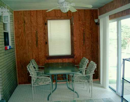 121 KIngs Road Braddock Hills, PA 15221 - Photo 7 of 8 Gallery Image 7