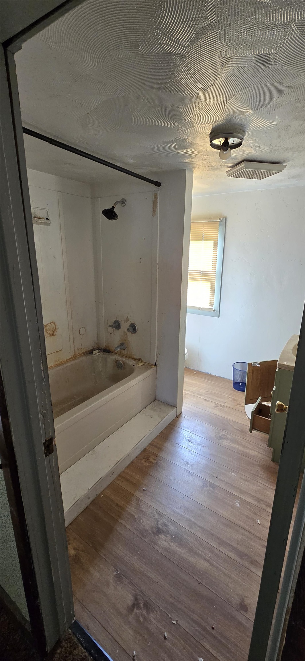 240 North 2nd Avenue Casper, WY 82604 - Photo 5 of 8