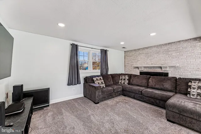 $446,400 | 3015 Walnut Lane, Waldorf, MD 20601