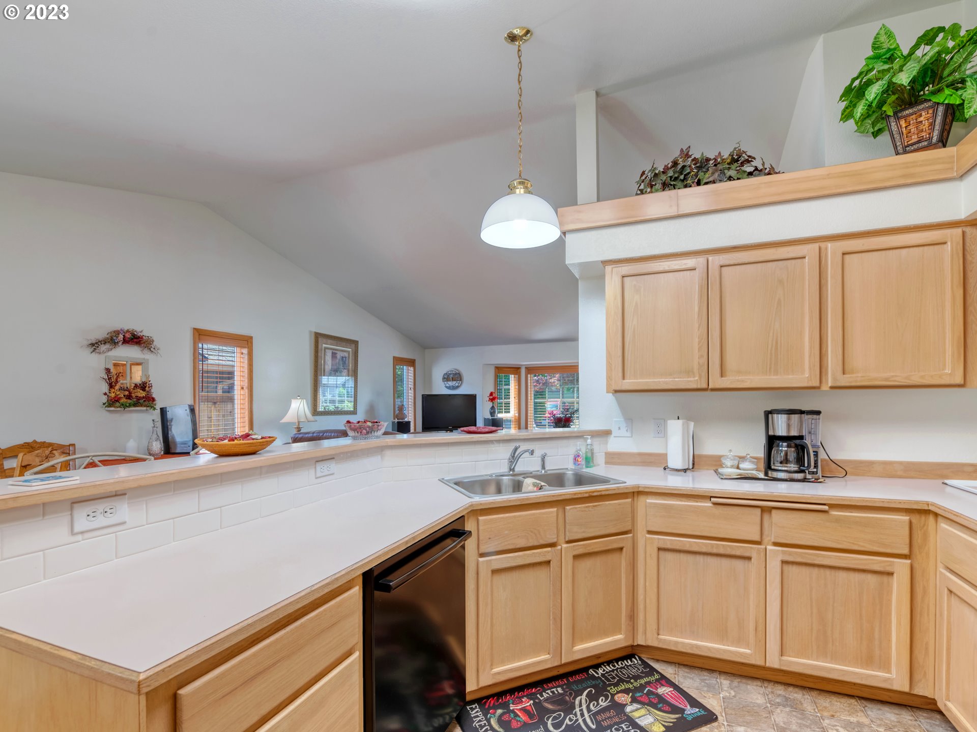 2214 Bonnie Lane Springfield, OR 97477 - Photo 13 of 32 Kitchen