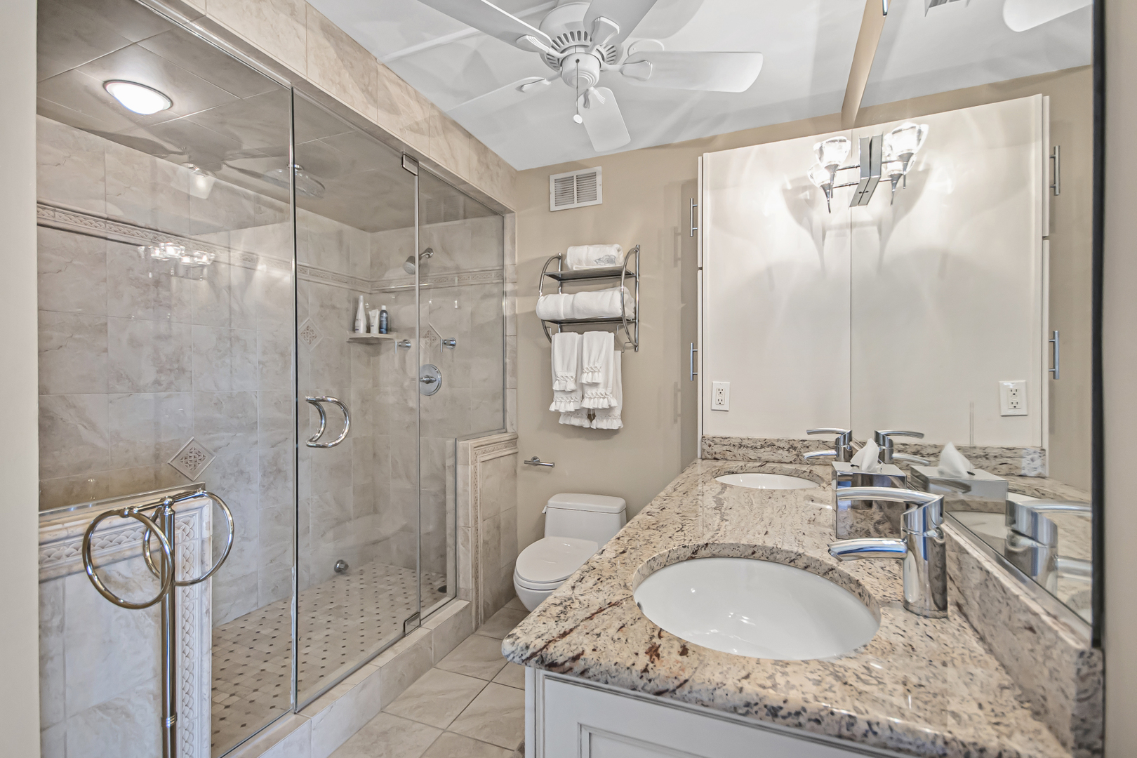 5455 North Sheridan Road, Unit 1602 Chicago, IL 60640 - Photo 12 of 30 Gallery Image 12