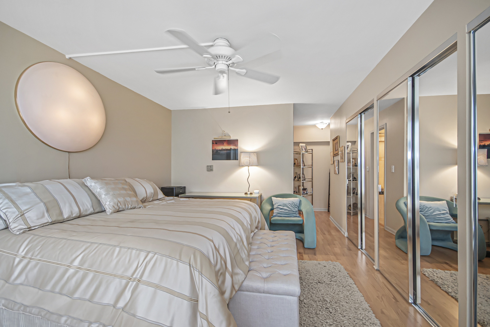 5455 North Sheridan Road, Unit 1602 Chicago, IL 60640 - Photo 14 of 30 Gallery Image 14