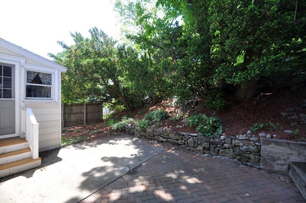 6 Westvale Road Medford, MA 02155 - Photo 24 of 30 Gallery Image 24