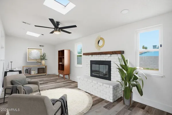 $445,000 | 752 East Glade Avenue, Mesa, AZ 85204