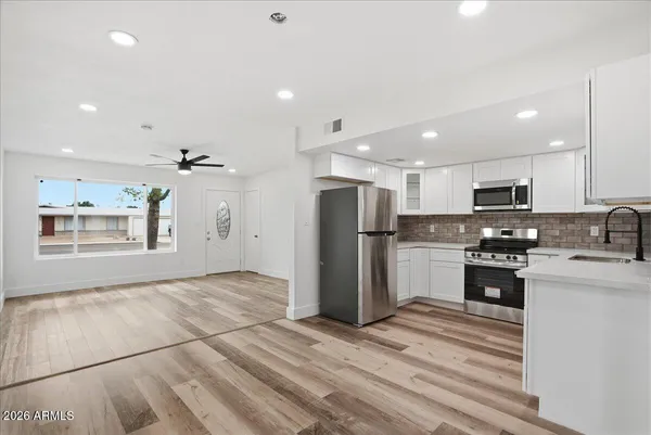 $439,000 | 752 East Glade Avenue, Mesa, AZ 85204