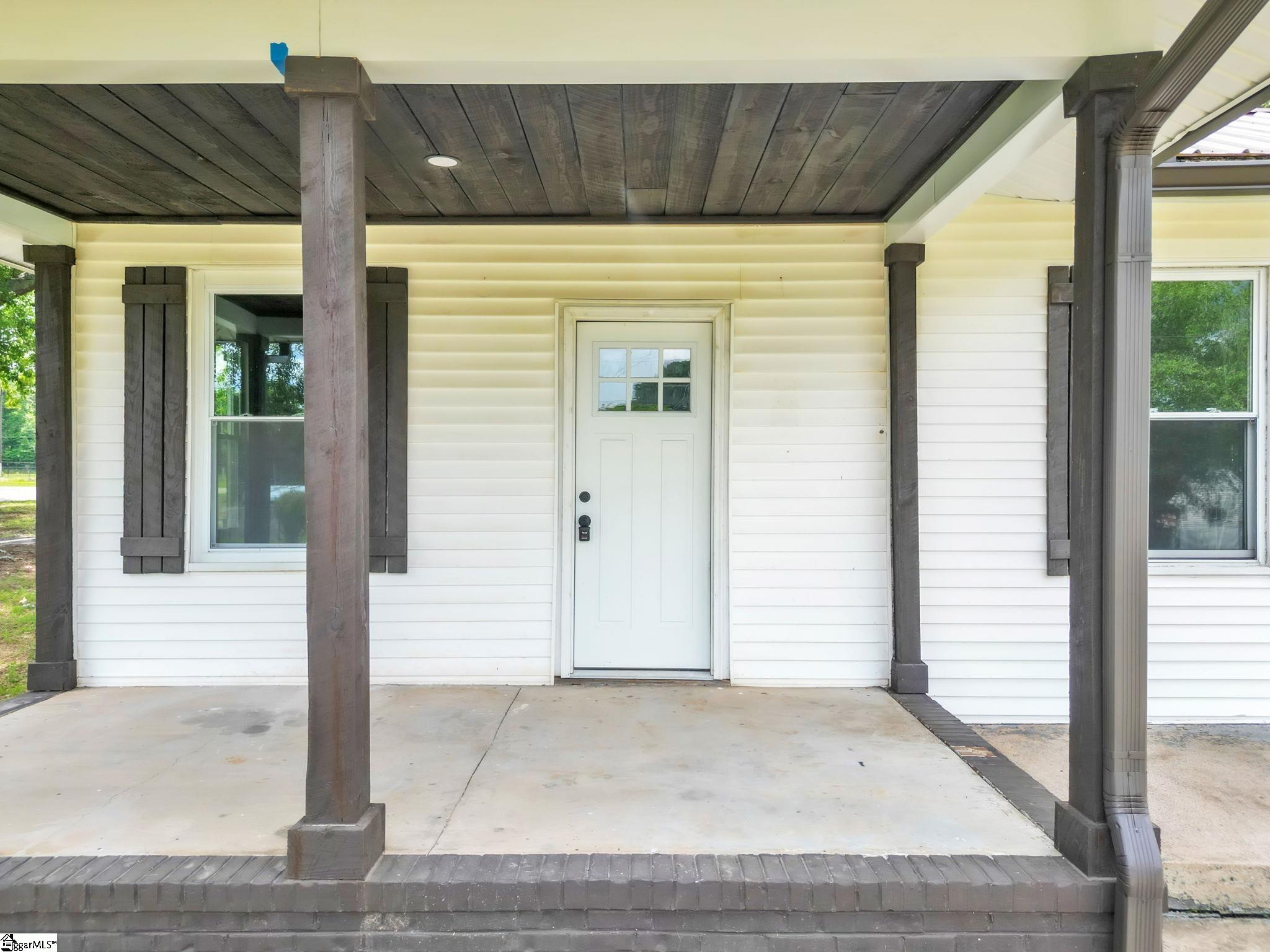 301 Anderson Street Pelzer, SC 29669 - Photo 4 of 31