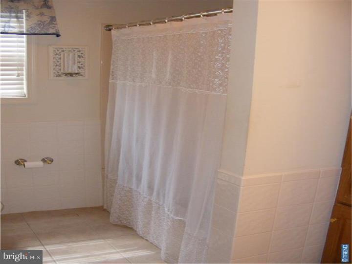 2756 Little Road Perkiomenville, PA 18074 - Photo 15 of 24 Bathroom