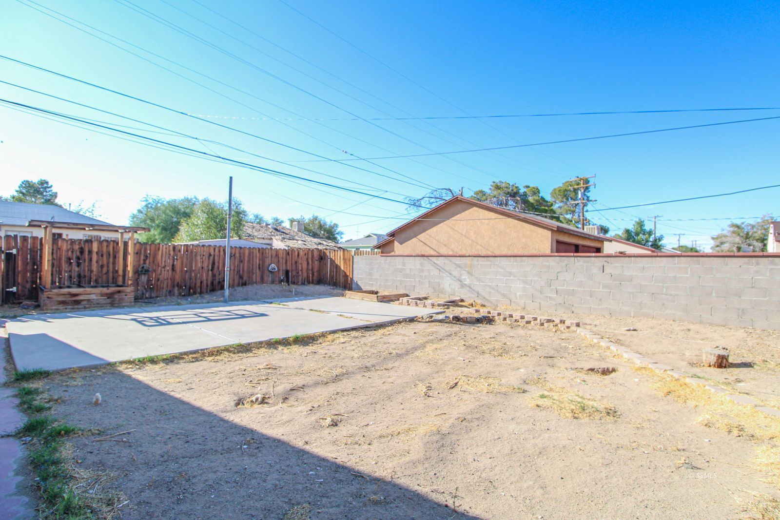 317 North Balsam Street Ridgecrest, CA 93555 - Photo 31 of 33