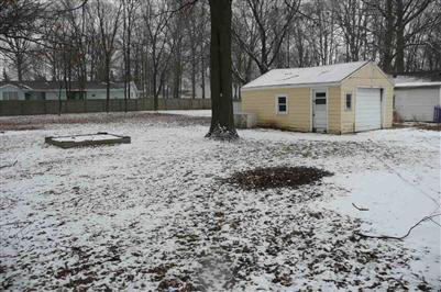 3062 North Center Road Flint, MI 48506 - Photo 7 of 9 20115729-6.JPG