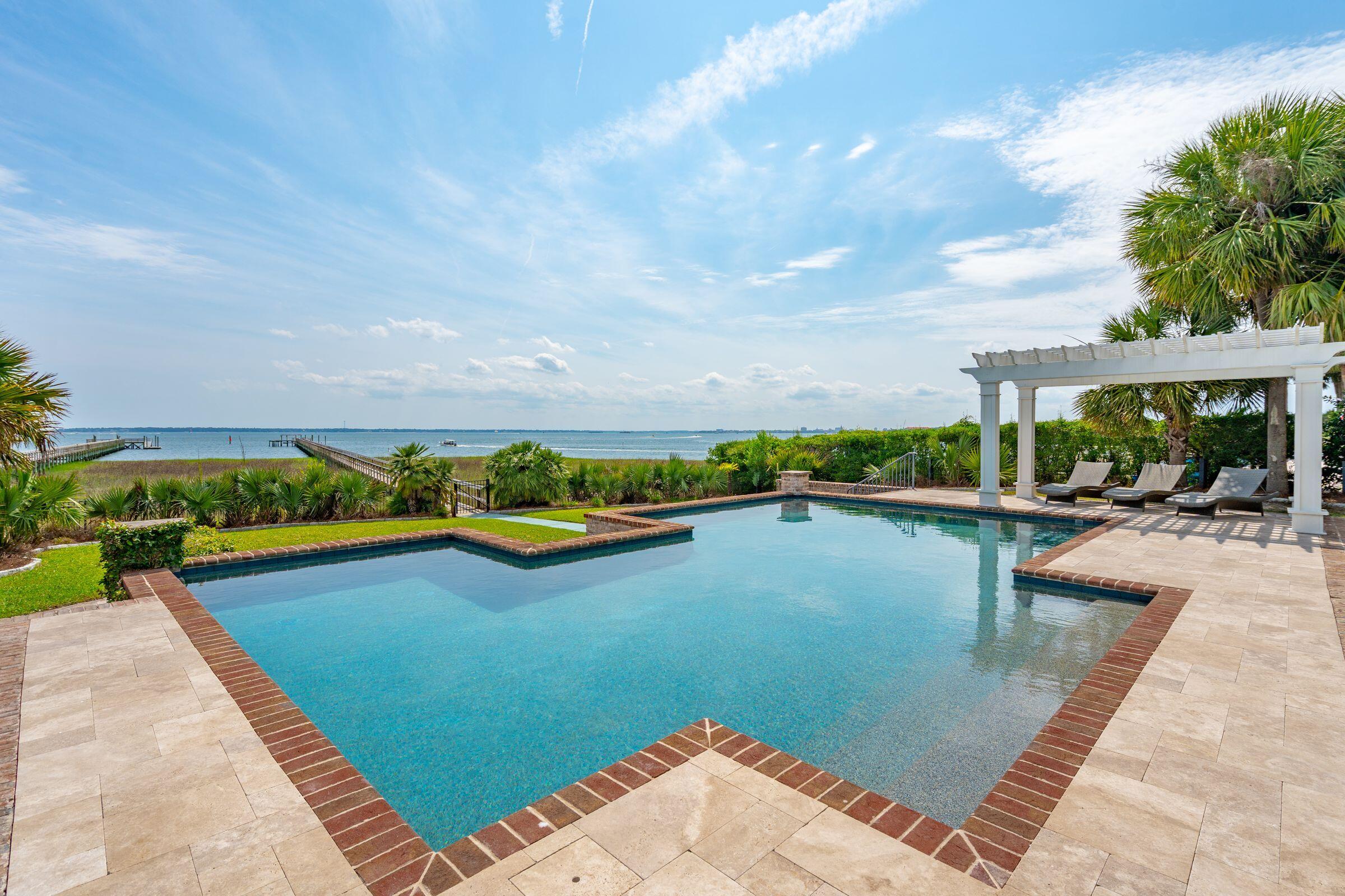 104 Beach Street Mount Pleasant, SC 29464 - Photo 4 of 64 104BeachSt-KeenEyeMarketing-088