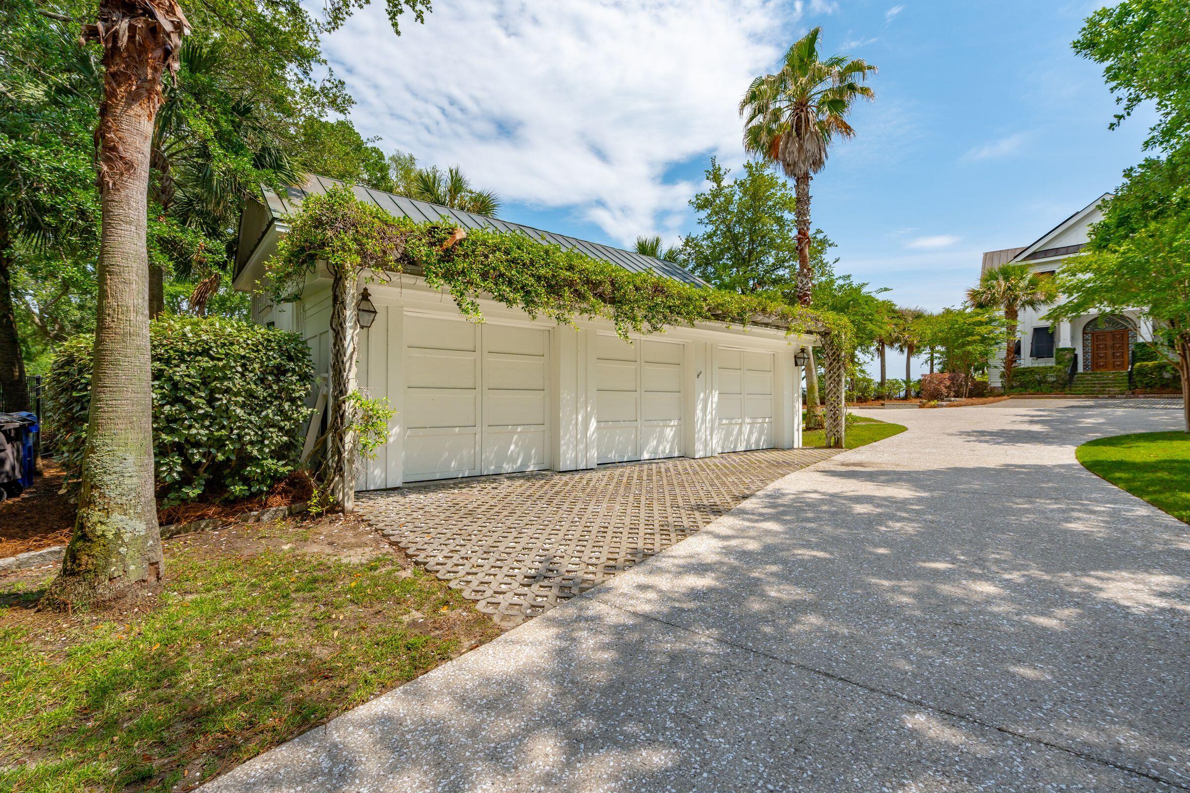 104 Beach Street Mount Pleasant, SC 29464 - Photo 8 of 64 104BeachSt-KeenEyeMarketing-112