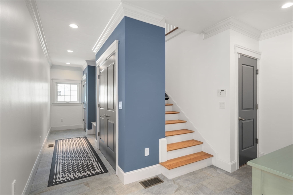 8 Lake Street Lexington, MA 02421 - Photo 12 of 33 Gallery Image 12