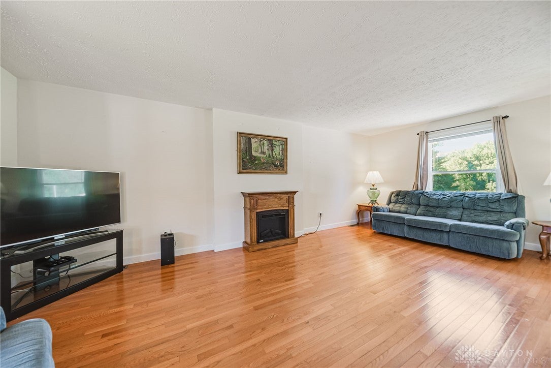 865 Geiserman Road Piqua, OH 45356 - Photo 9 of 98 Gallery Image 9