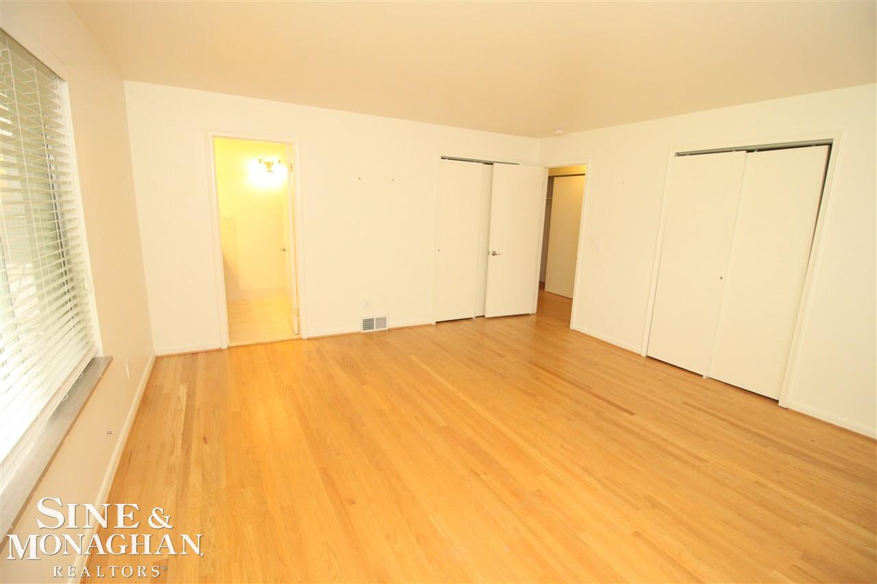 781 Harcourt Road Grosse Pointe, MI 48230 - Photo 24 of 36