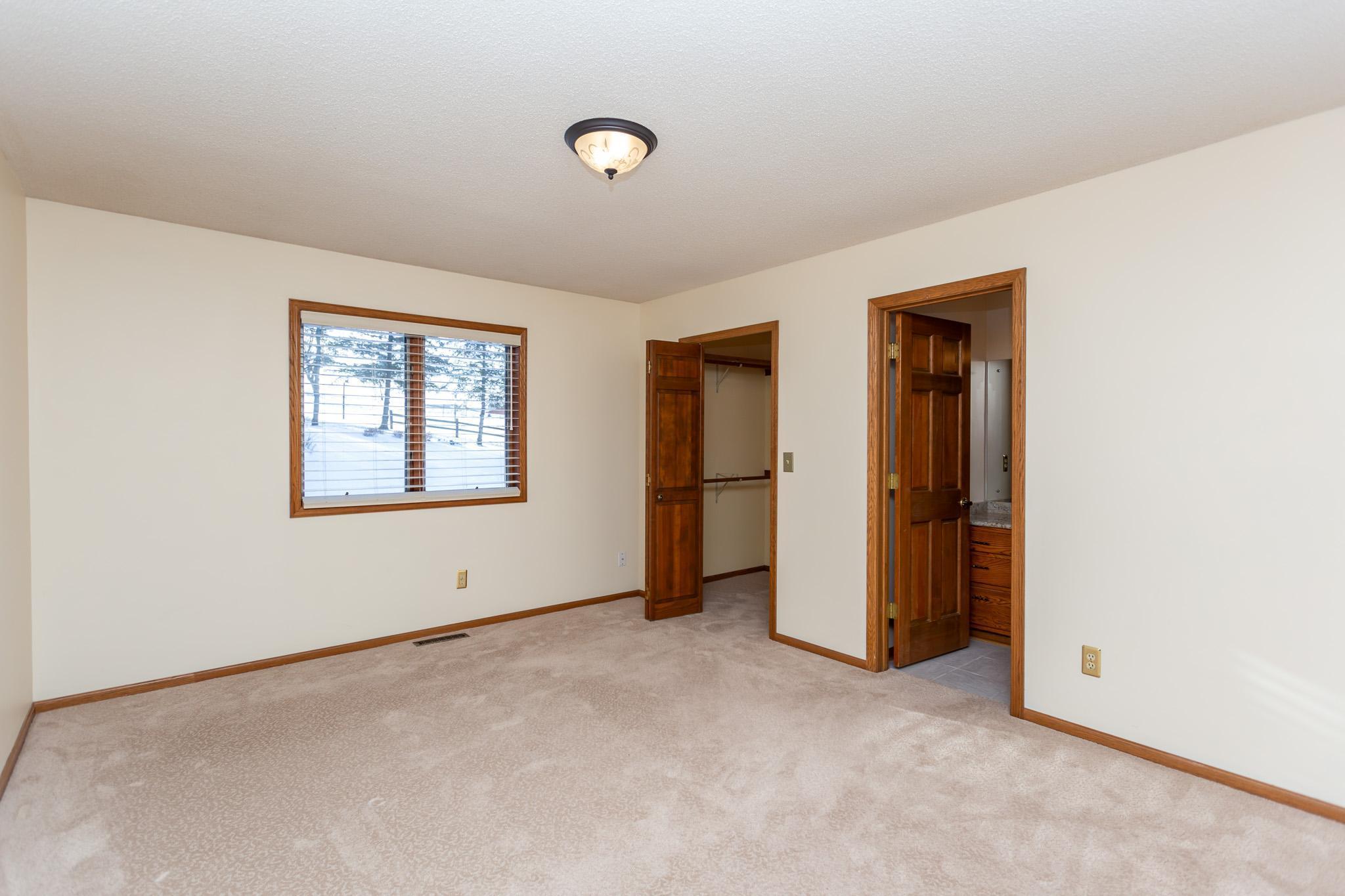 1757 Cobblestone Court Red Wing, MN 55066 - Photo 10 of 18