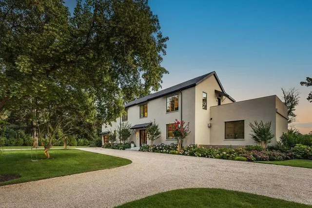 $7,200,000 | 4 3rd Street, Sag Harbor, NY 11963