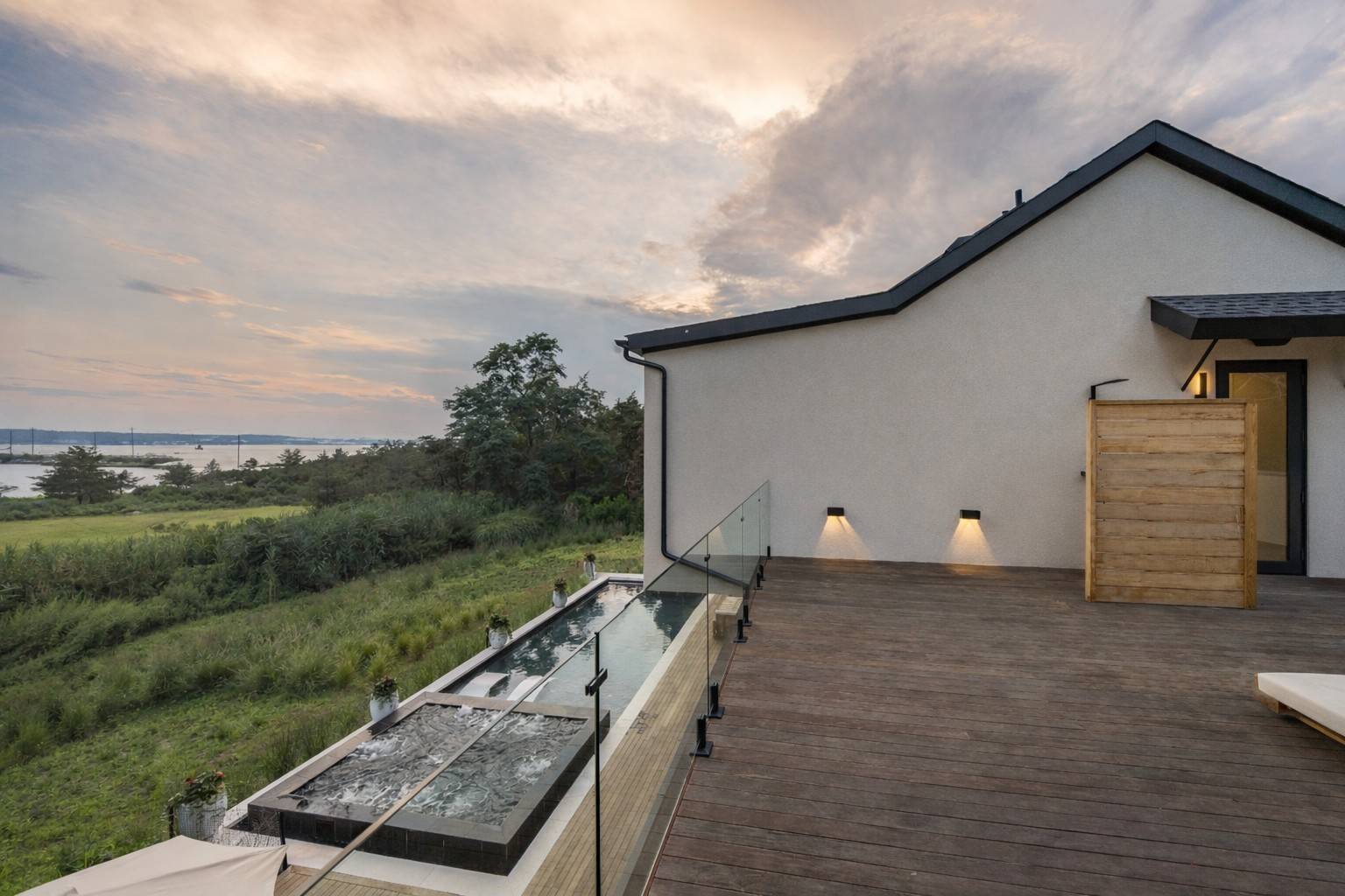 4 3rd Street Sag Harbor, NY 11963 - Photo 23 of 46 a view of a terrace