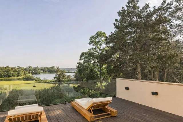 $7,200,000 | 4 3rd Street, Sag Harbor, NY 11963