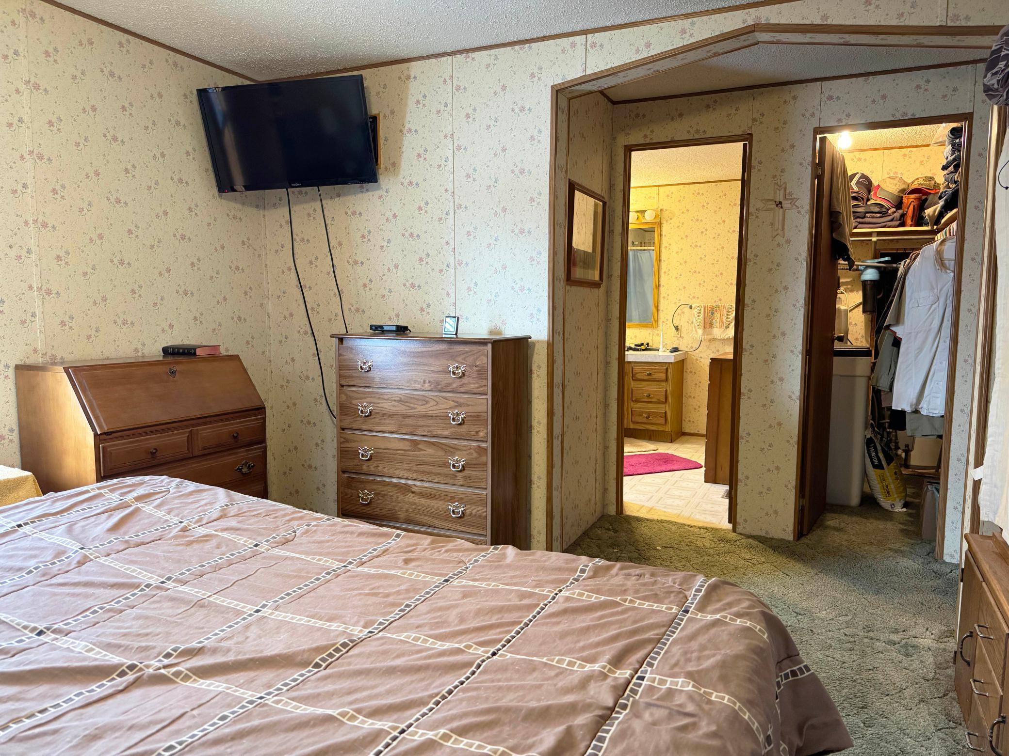 18500 Bogie Bay Garrison, MN 56450 - Photo 21 of 45